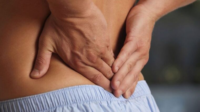 Ketidakselesaan di bahagian bawah belakang dengan osteochondrosis lumbar